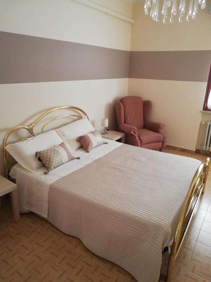 Cinzia'S Holiday Home Desenzano del Garda Exterior foto